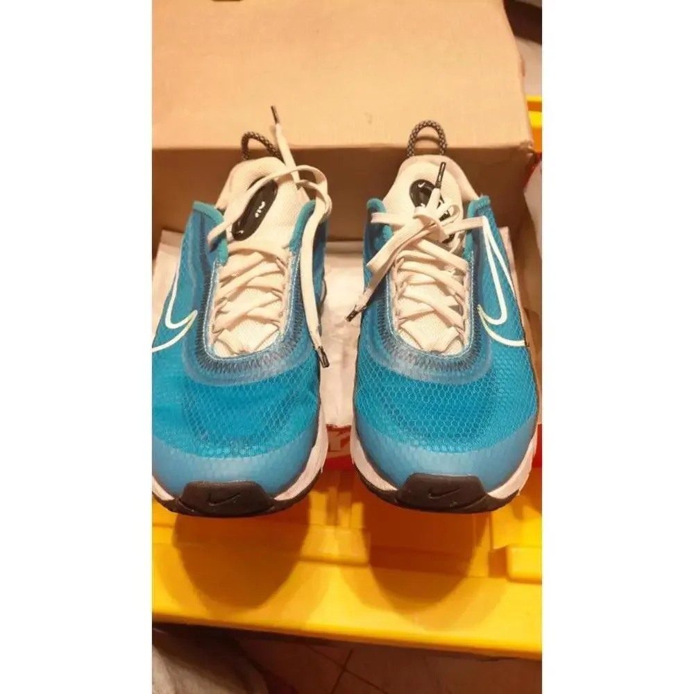 Nike Air Max 2090 Blue and Black Sneakers 6.5Y